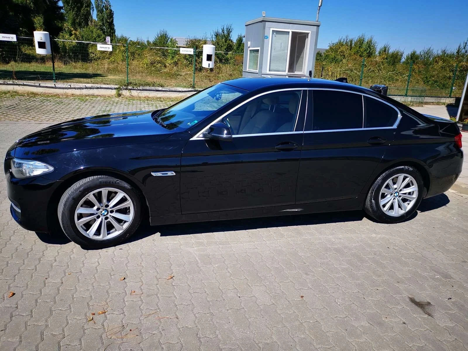 BMW 520 d  xDrive / AutoBavaria - изображение 2