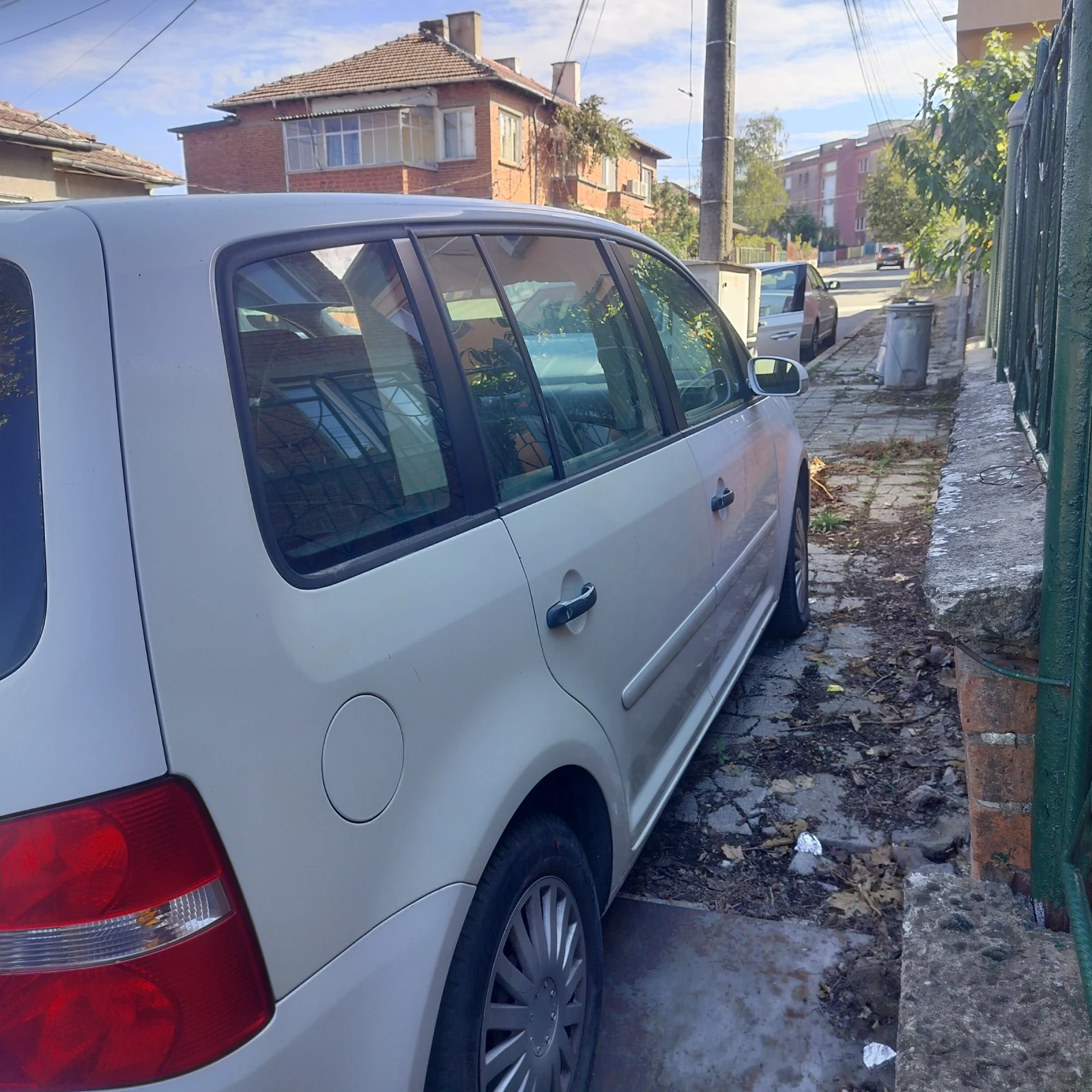 VW Touran  - изображение 4