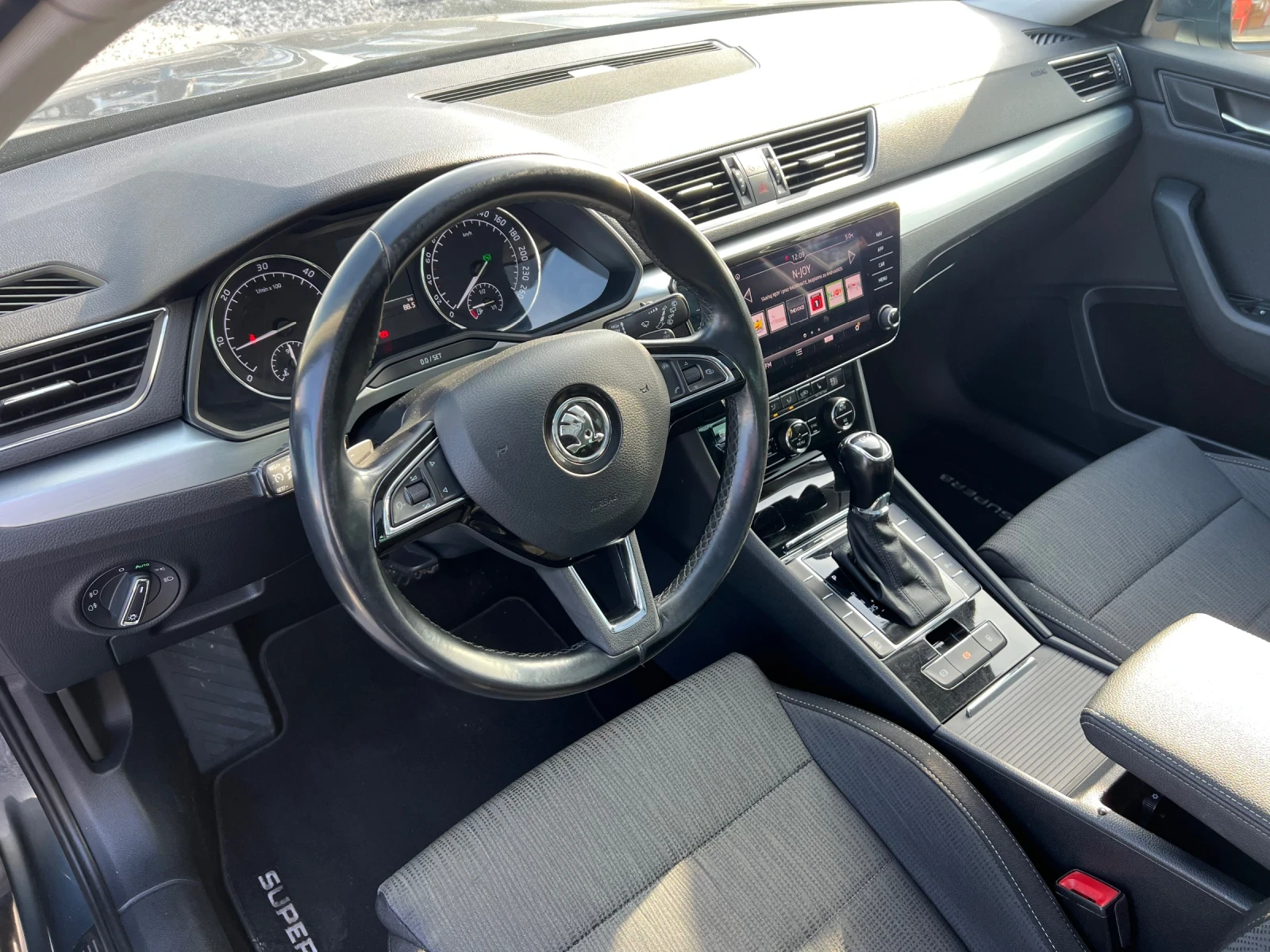 Skoda Superb | Mobile.bg � ����������� 11
