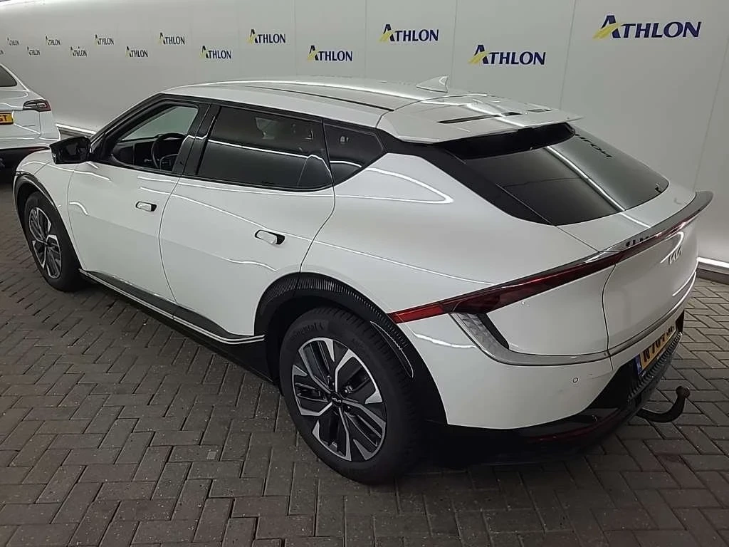 Kia EV6 PLUS 77.4KWh RWD/MERIDIAN/CAM/DISTRONIC/SOH100% - изображение 4