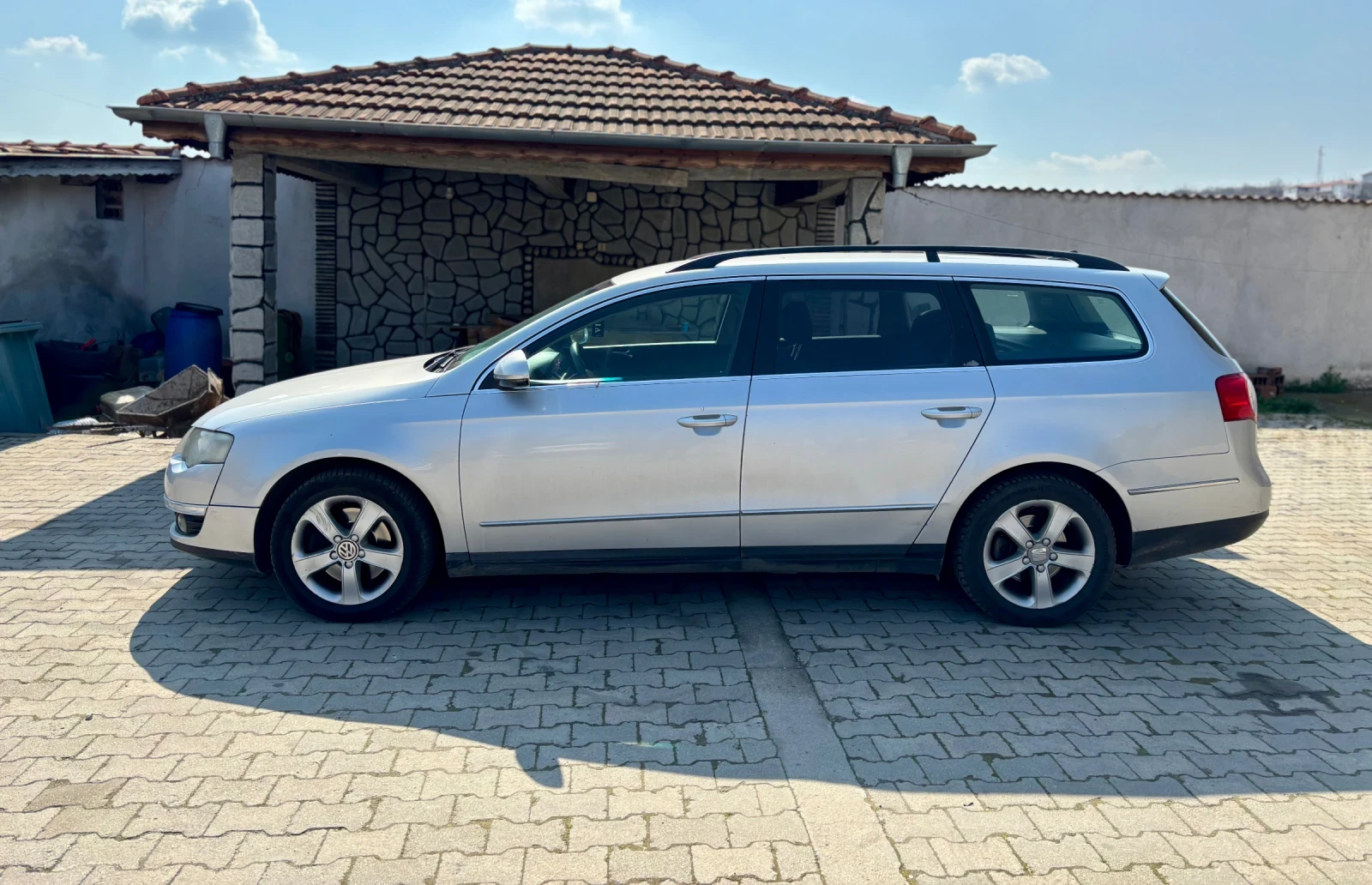 VW Passat 2.0TDI , снимка 2 - Автомобили и джипове - 53734435