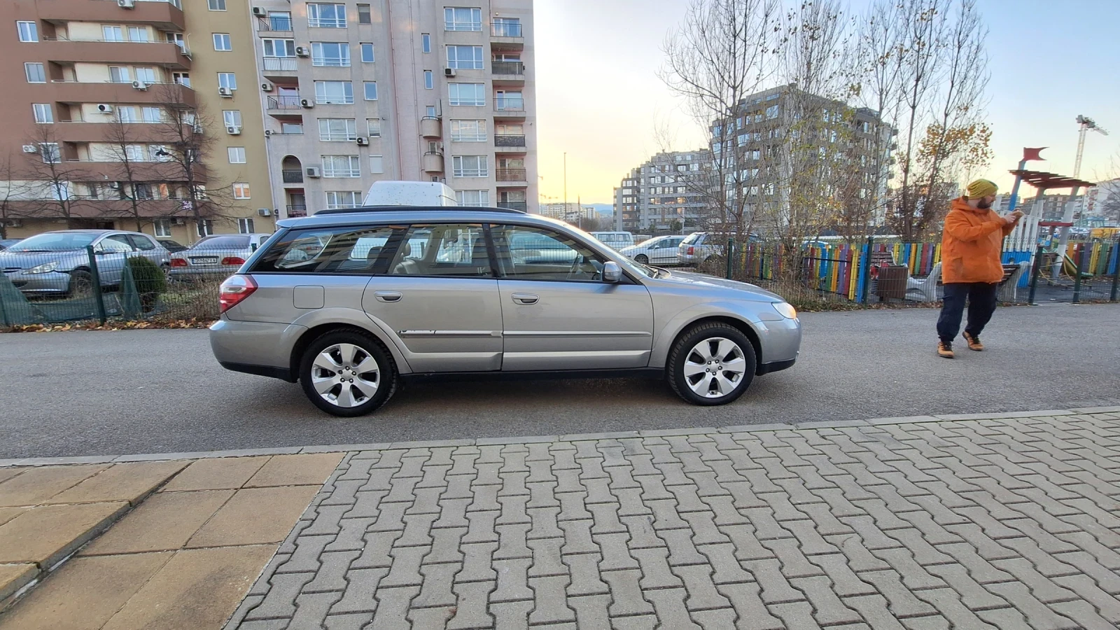Subaru Outback, снимка 4 - Автомобили и джипове - 53770970