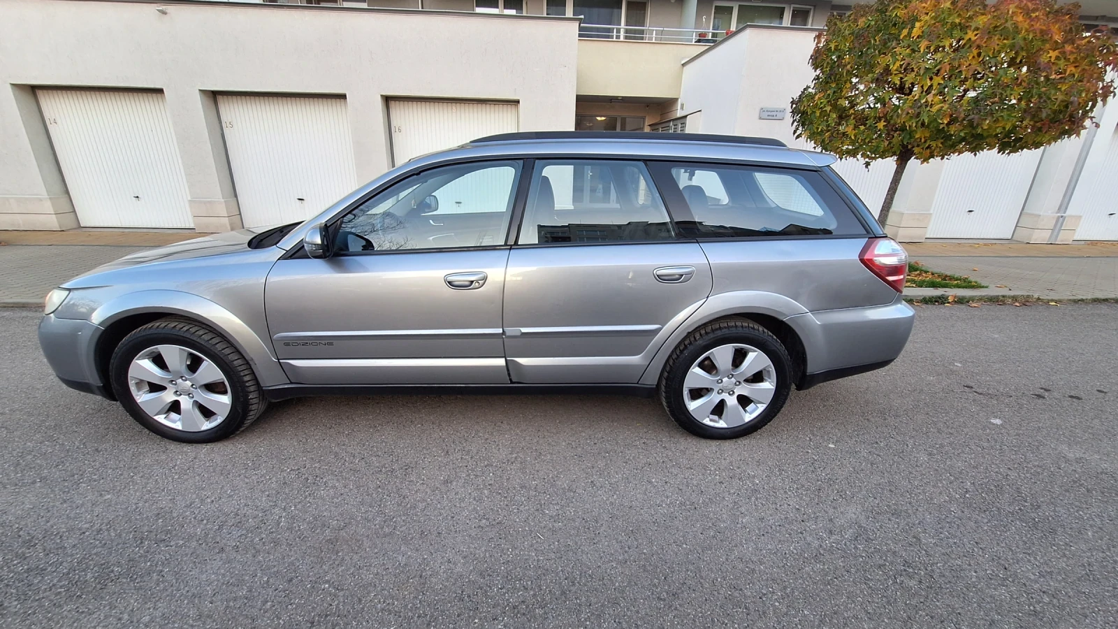 Subaru Outback, снимка 2 - Автомобили и джипове - 53770970
