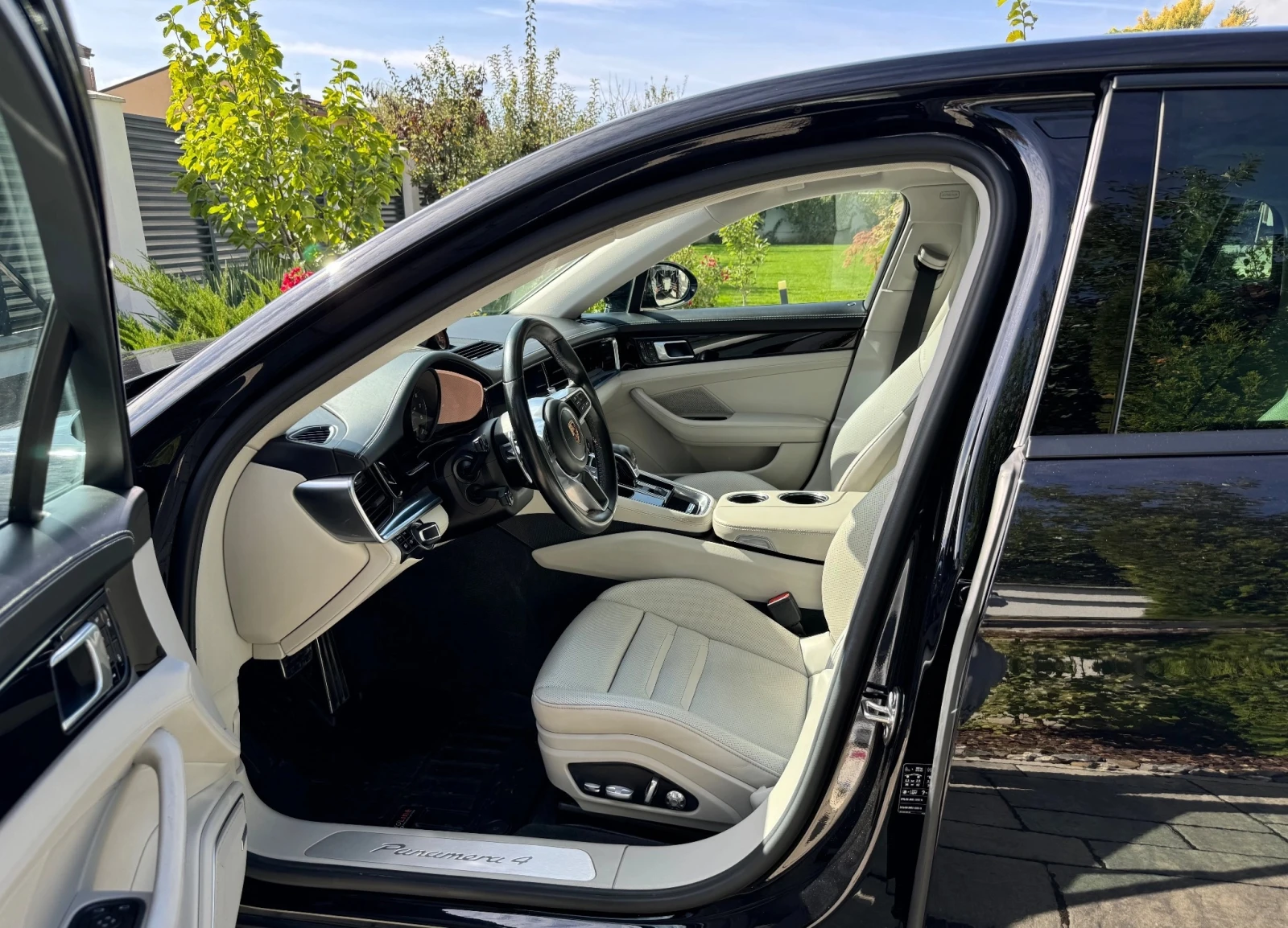 Porsche Panamera 4S E-Hybrid, снимка 7 - Автомобили и джипове - 53872603