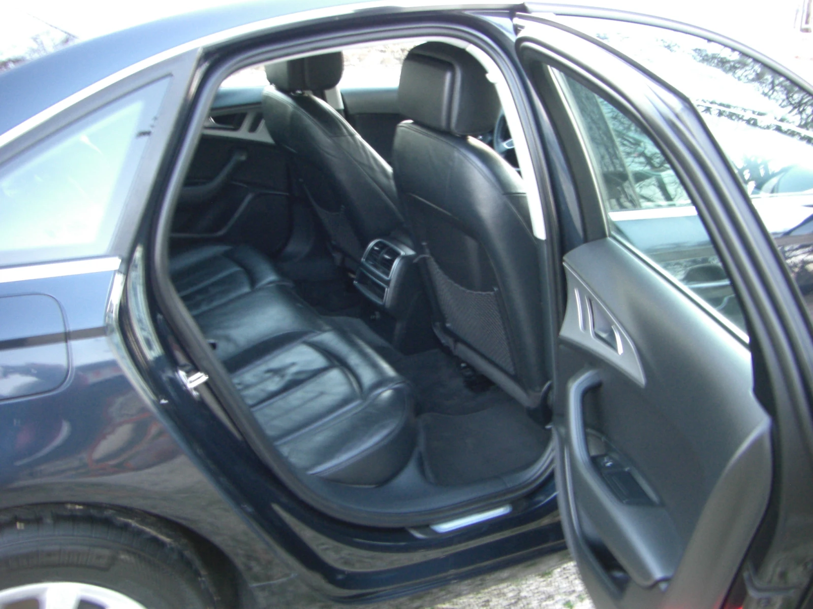 Audi A6 2.0TDI NAVI AVTOMAT, снимка 14 - Автомобили и джипове - 53956107