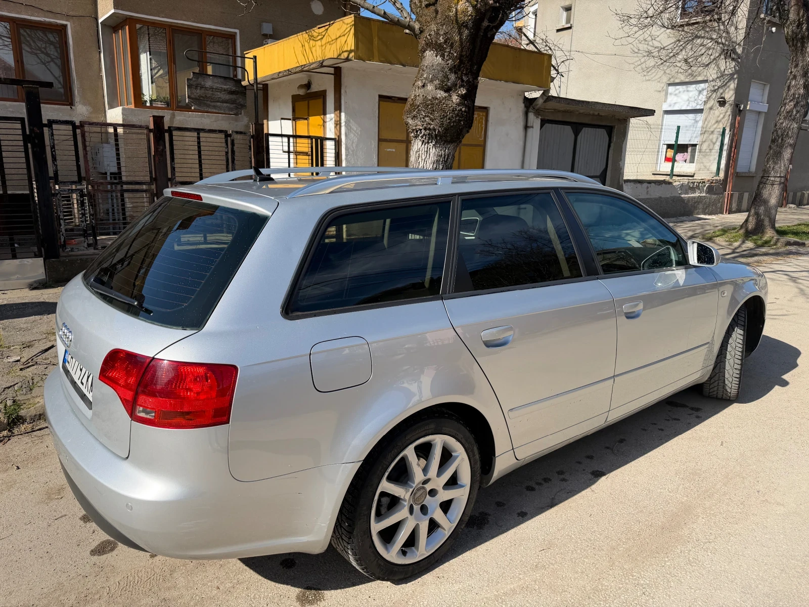 Audi A4, снимка 4 - Автомобили и джипове - 54036391