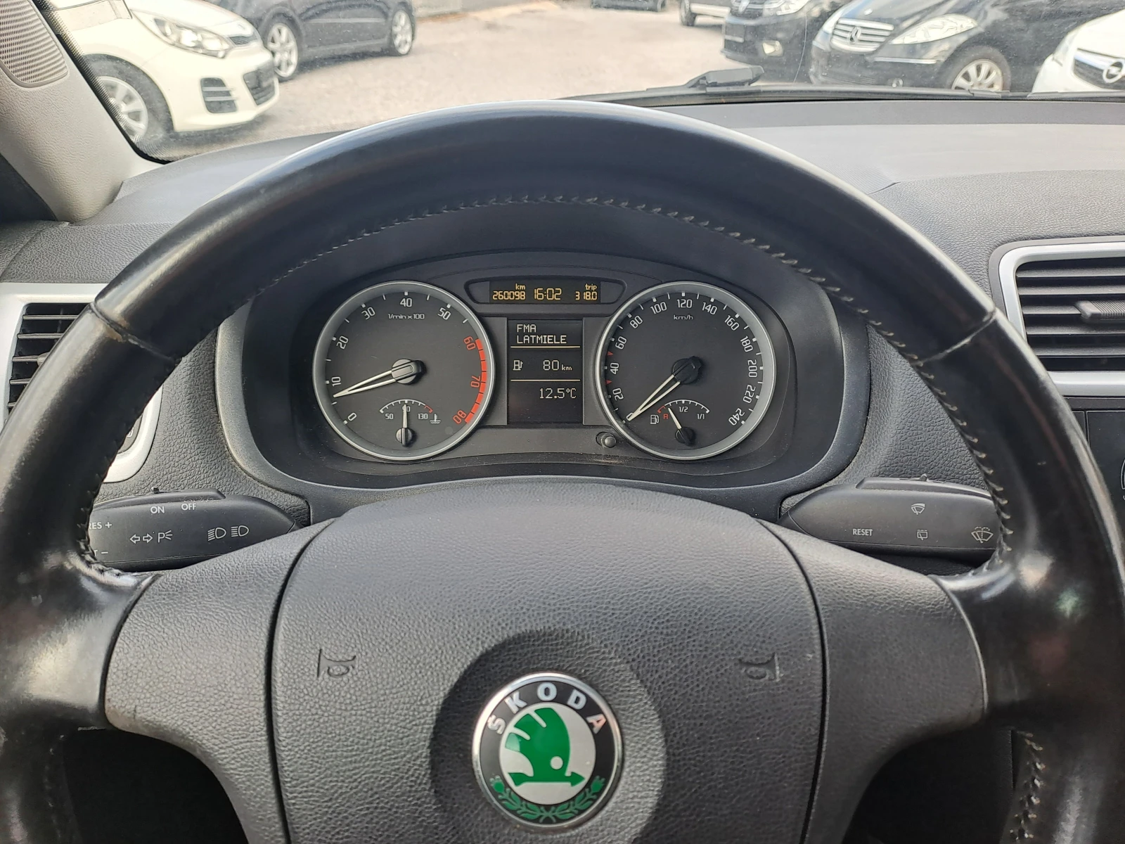 Skoda Roomster 1.6 i  GAZ, снимка 12 - Автомобили и джипове - 54042694