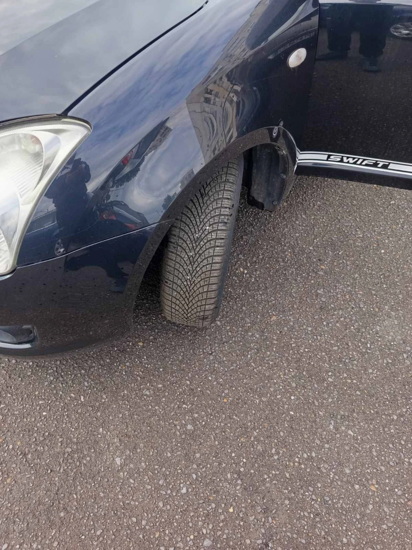 Suzuki Swift, снимка 5 - Автомобили и джипове - 54357703