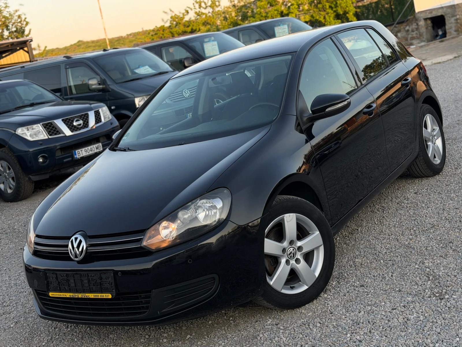 VW Golf 2.0TDI 140кс 6ск НАВИ ПОДГРЕВ , снимка 3 - Автомобили и джипове - 54457666