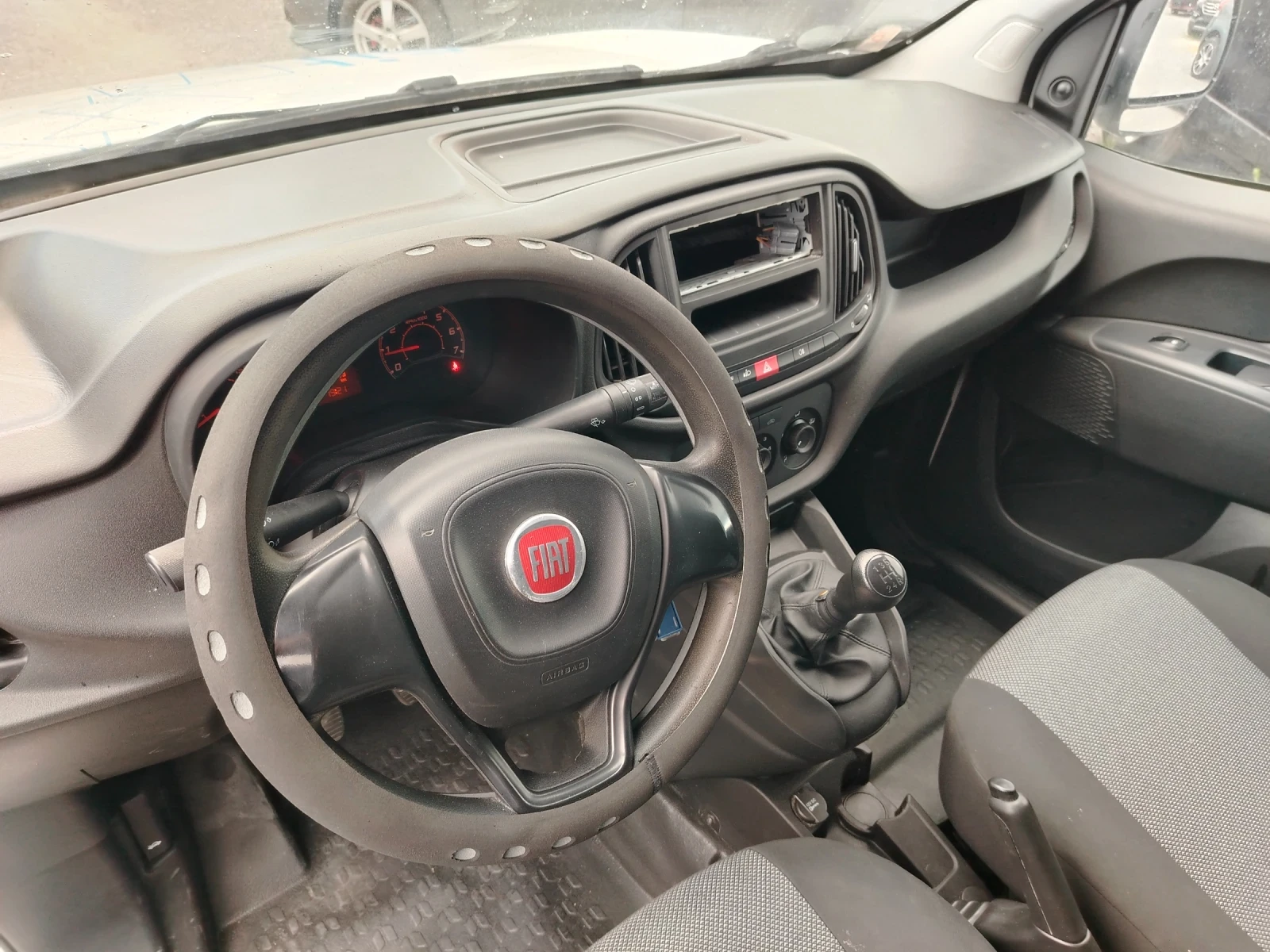 Fiat Doblo 1.3 MULTIJET, снимка 11 - Автомобили и джипове - 54542252