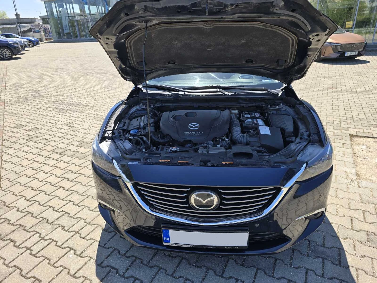 Mazda 6 2.2 CD 175 6AT AWD ULTIMATE, снимка 8 - Автомобили и джипове - 54566418