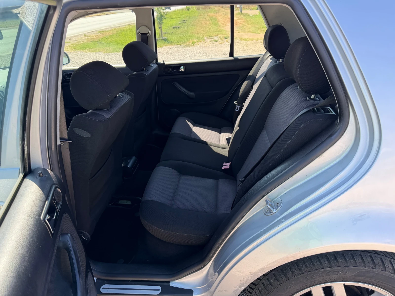 VW Golf 1, 9/90кс., снимка 12 - Автомобили и джипове - 55001336