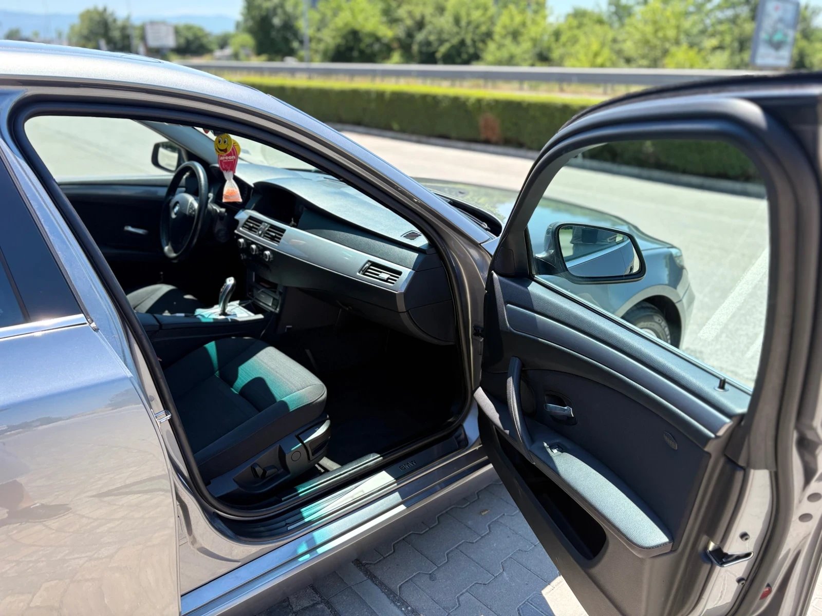 BMW 530, снимка 8 - Автомобили и джипове - 55077750