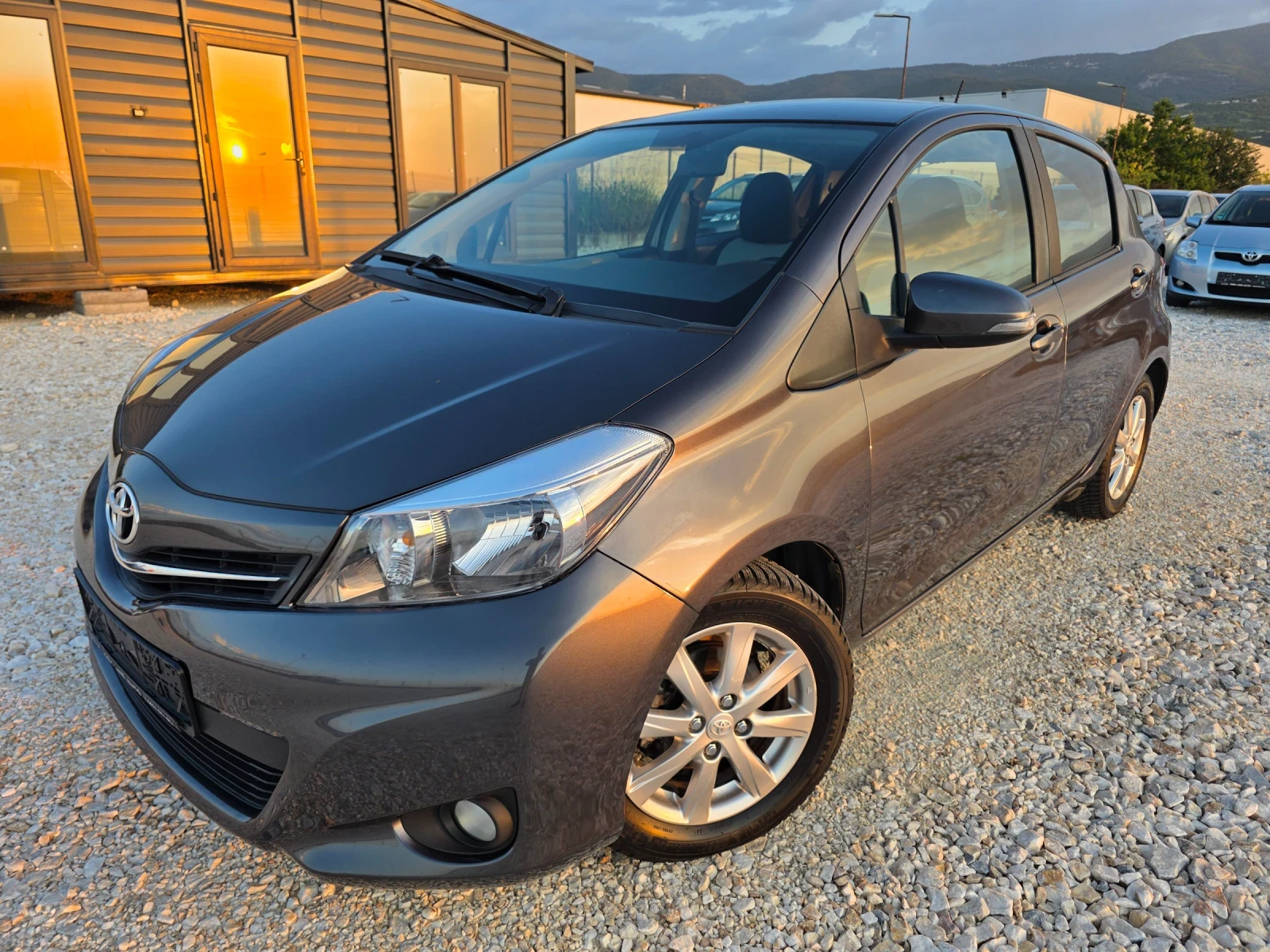 Toyota Yaris 1.33 vvti Navi Камера Евро 5