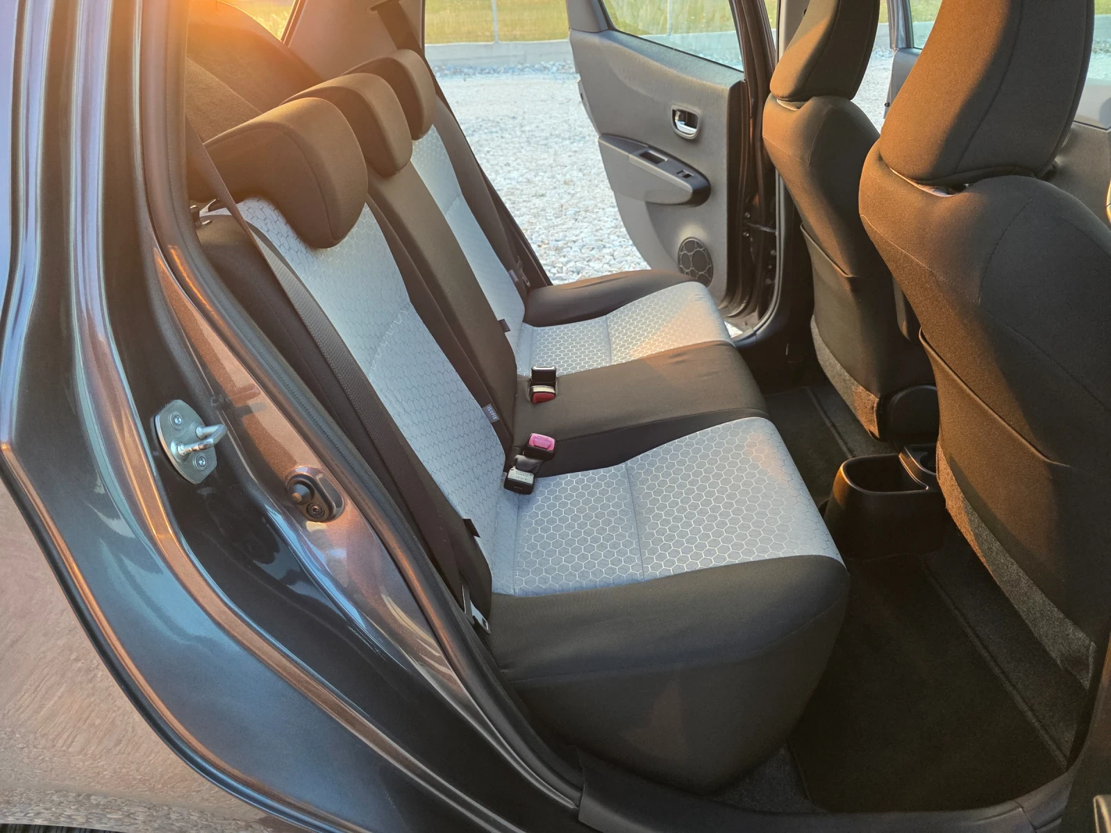 Toyota Yaris 1.33 vvti Navi Камера Евро 5, снимка 9 - Автомобили и джипове - 55125784