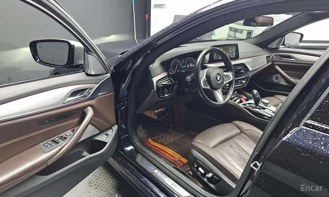 BMW 550 * M550d xDrive * CARFAX * ЦЕНА ДО БГ, снимка 10 - Автомобили и джипове - 55509562