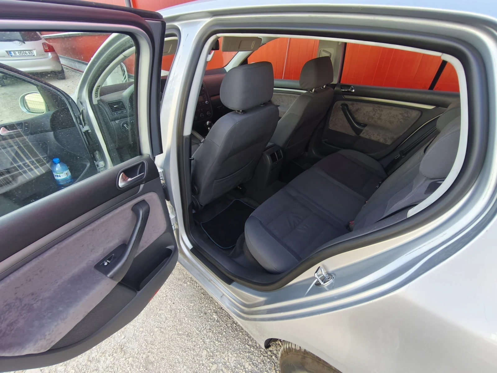 VW Golf 1.9TDI 105кс., снимка 7 - Автомобили и джипове - 56221340