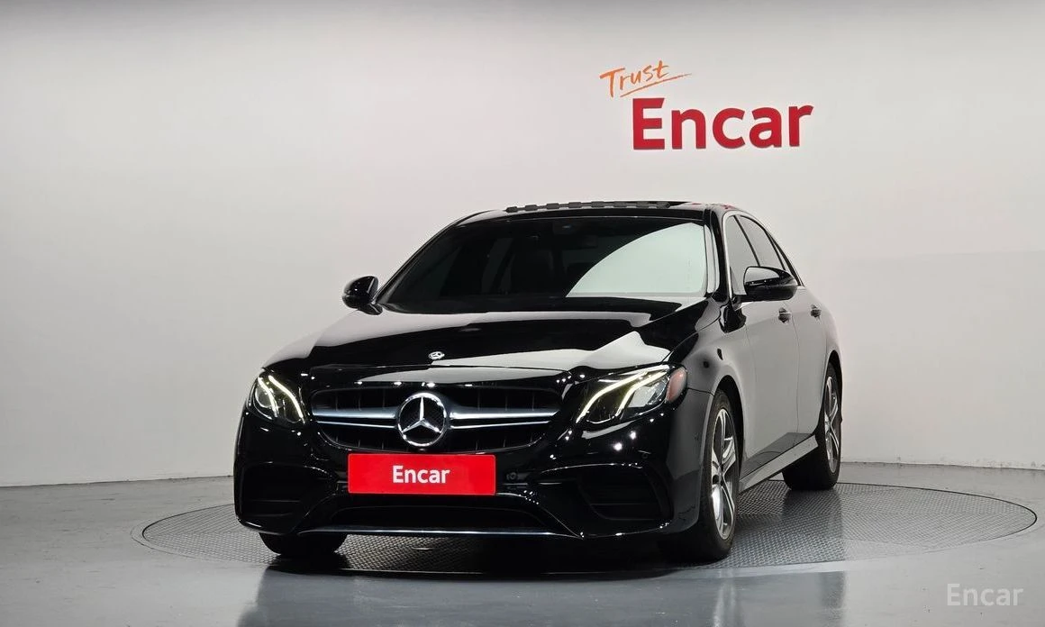 Mercedes-Benz E 220, снимка 3 - Автомобили и джипове - 56658612