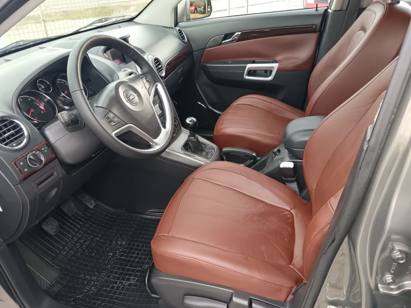 Opel Antara, снимка 8 - Автомобили и джипове - 48441336