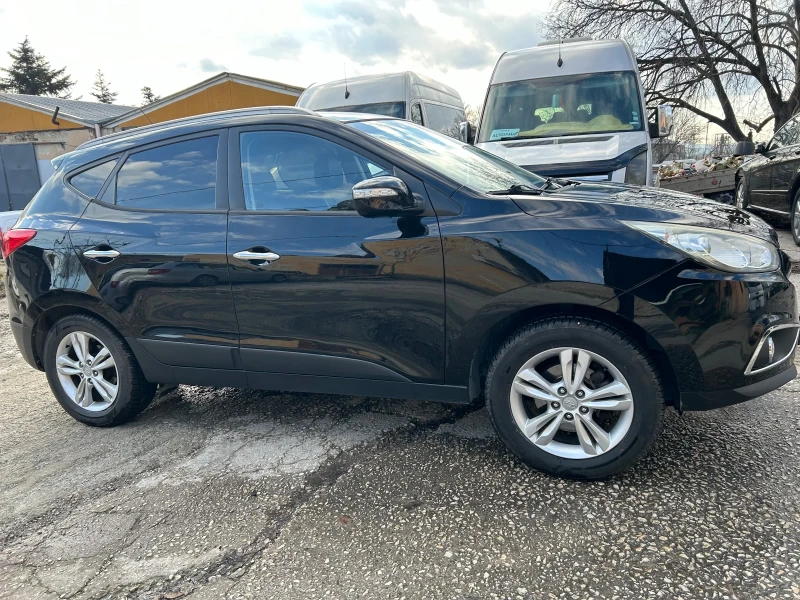 Hyundai IX35 Джип, снимка 3 - Автомобили и джипове - 48575646