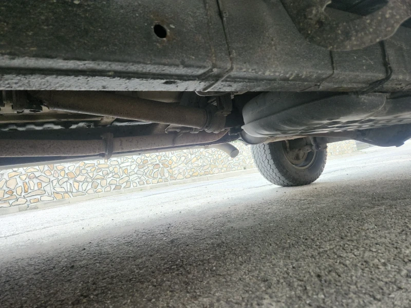 Toyota Hilux 3.0 D-4D, снимка 10 - Автомобили и джипове - 51039227