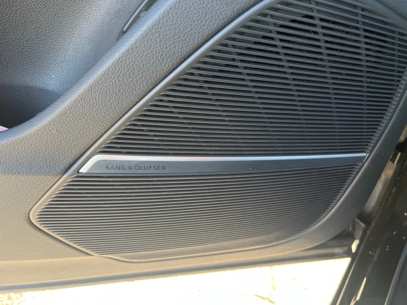 Audi SQ7 4.0 V8 QUATTRO MATRIX AUDI ZENTRUM  12M ГАРАНЦИЯ, снимка 11 - Автомобили и джипове - 52389593