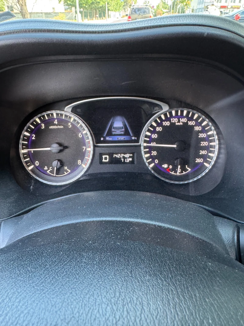 Infiniti QX60, снимка 9 - Автомобили и джипове - 53133438