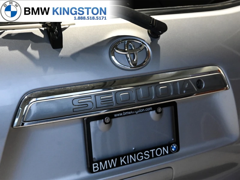 Toyota Sequoia Platinum * 4WD * 5.7 * Carfax * , снимка 6 - Автомобили и джипове - 53459255