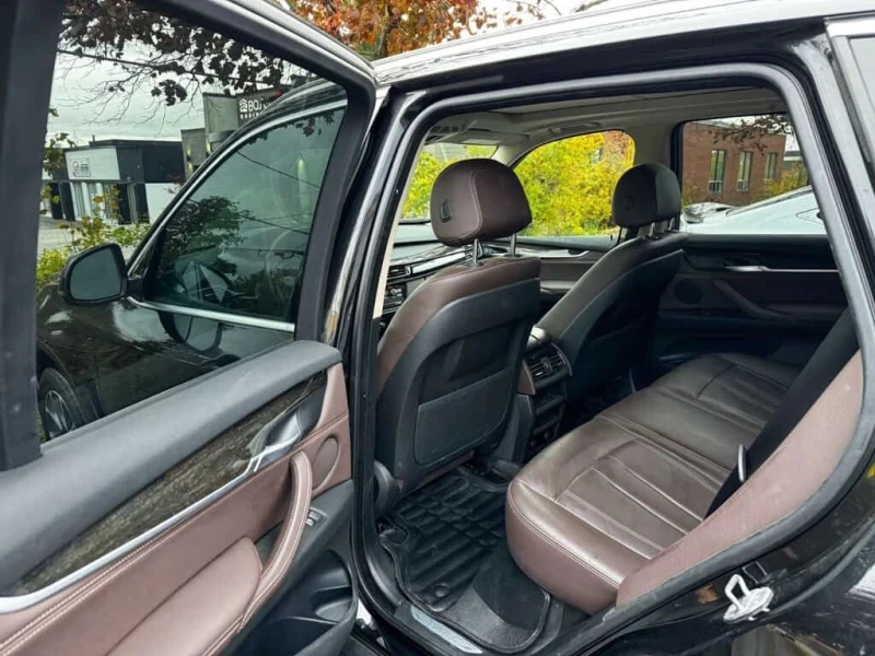 BMW X5 * Rare Diesel / BMW extended warranty / Low kilome, снимка 13 - Автомобили и джипове - 53528878