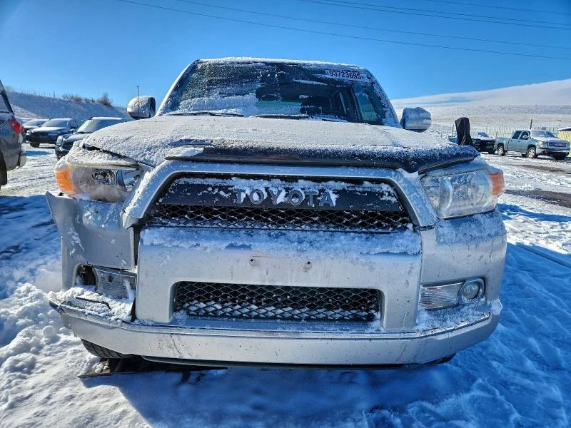 Toyota 4runner 4.0L 6 All wheel drive, снимка 8 - Автомобили и джипове - 53374504