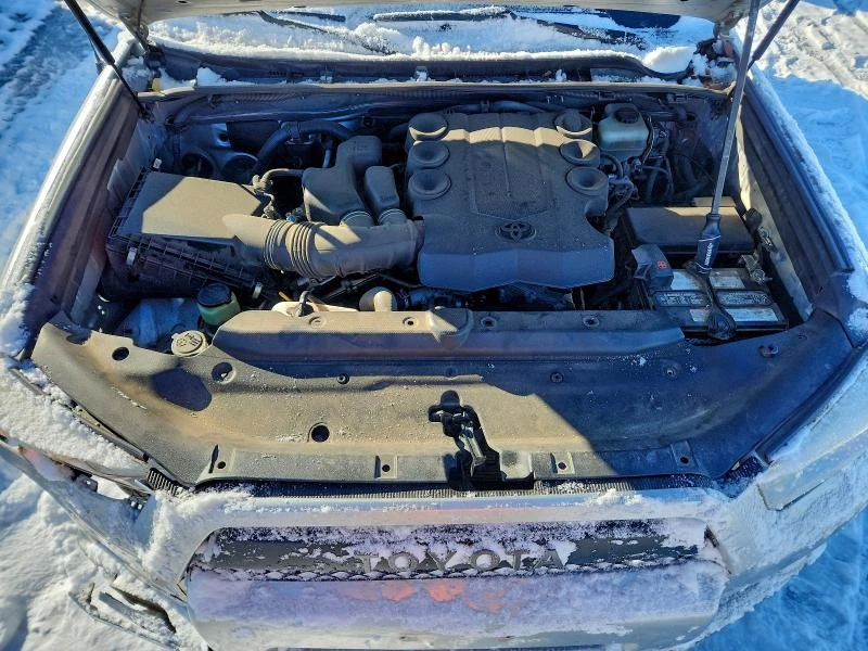 Toyota 4runner 4.0L 6 All wheel drive, снимка 4 - Автомобили и джипове - 53374504