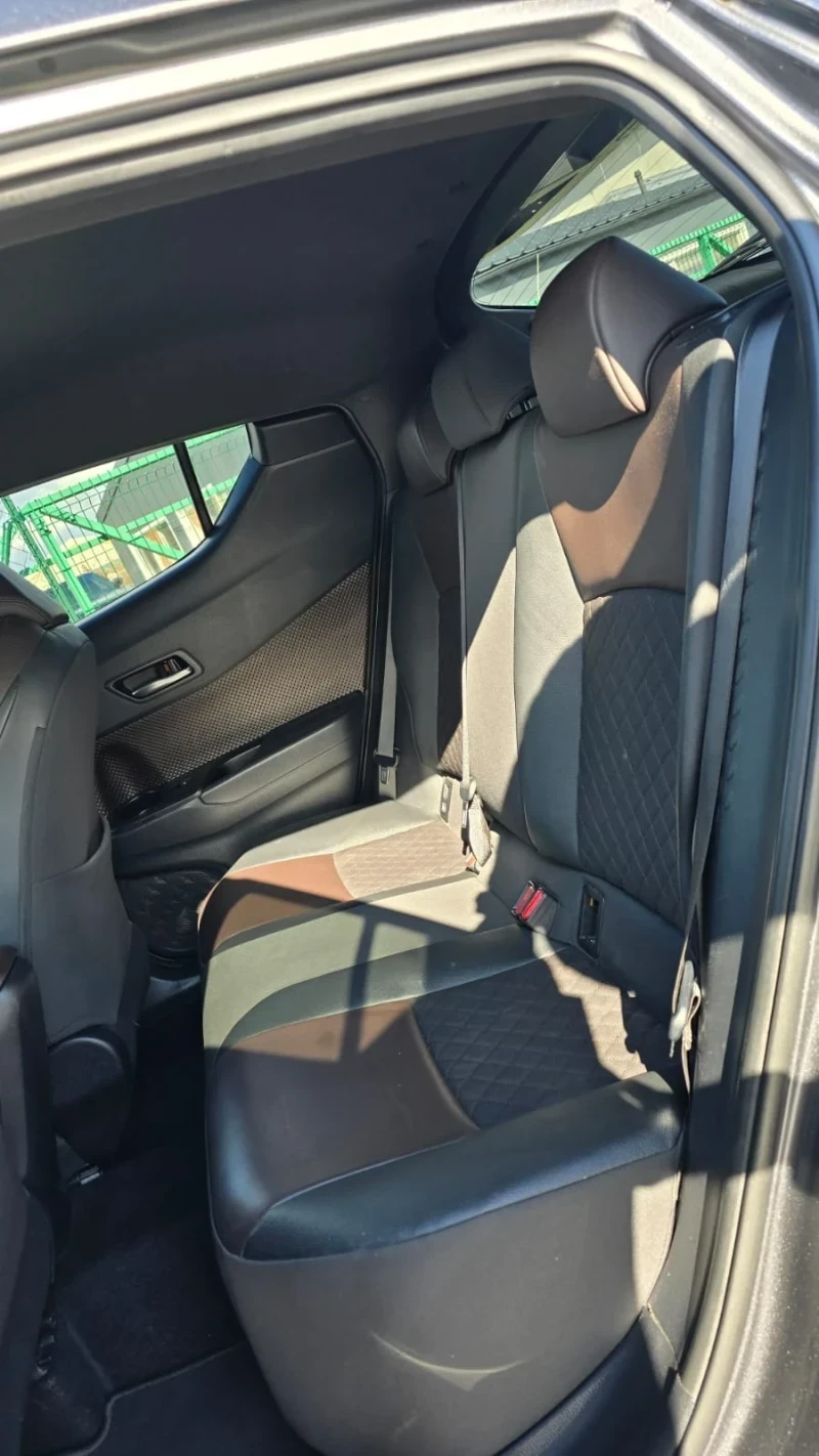 Toyota C-HR 1.2 turbo s 131к.с 4по4, снимка 12 - Автомобили и джипове - 55826657