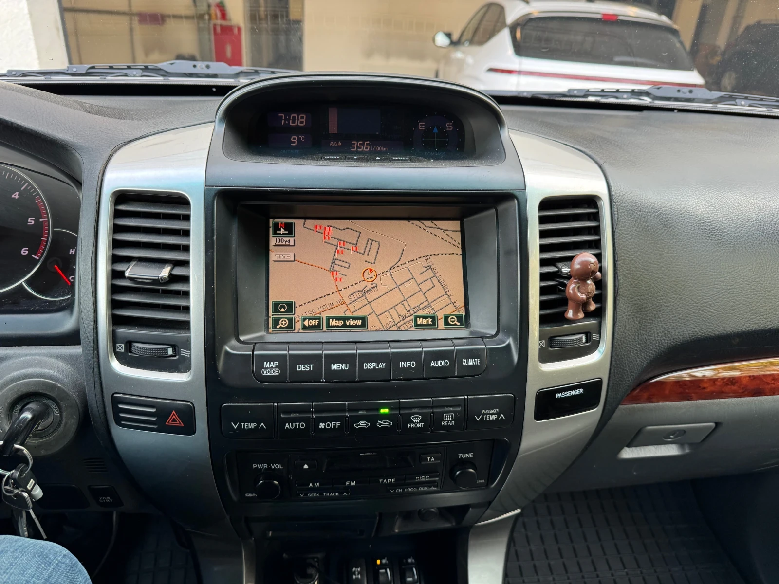 Toyota Land cruiser 120 - изображение 8