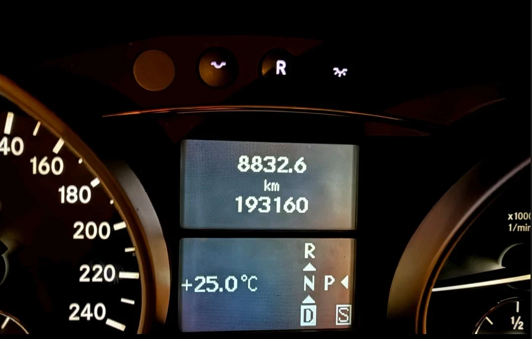 Mercedes-Benz GL 420 Всички екстри без вакуум на вратите, снимка 5 - Автомобили и джипове - 53826983