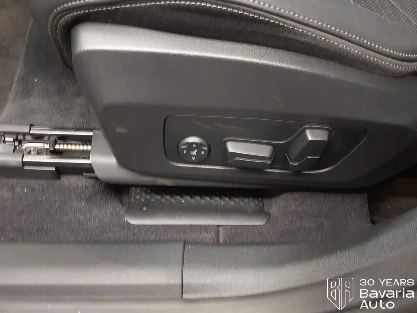 BMW X1 20d xDrive M Sport Paket Steptronic, снимка 14 - Автомобили и джипове - 54230268