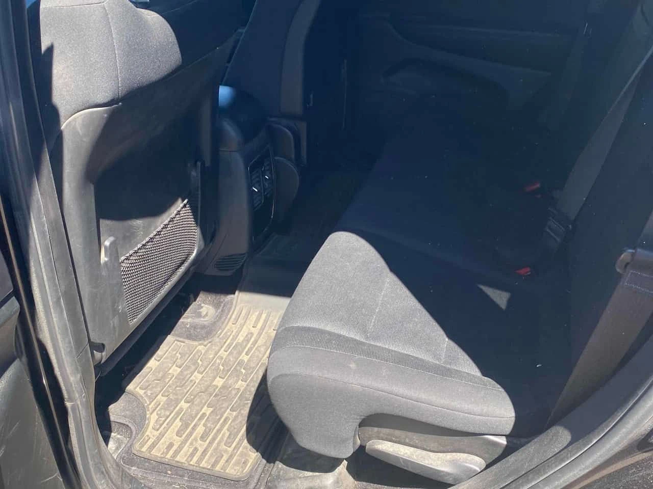 Jeep Grand cherokee * Laredo * АВТОКРЕДИТ* , снимка 13 - Автомобили и джипове - 54820330
