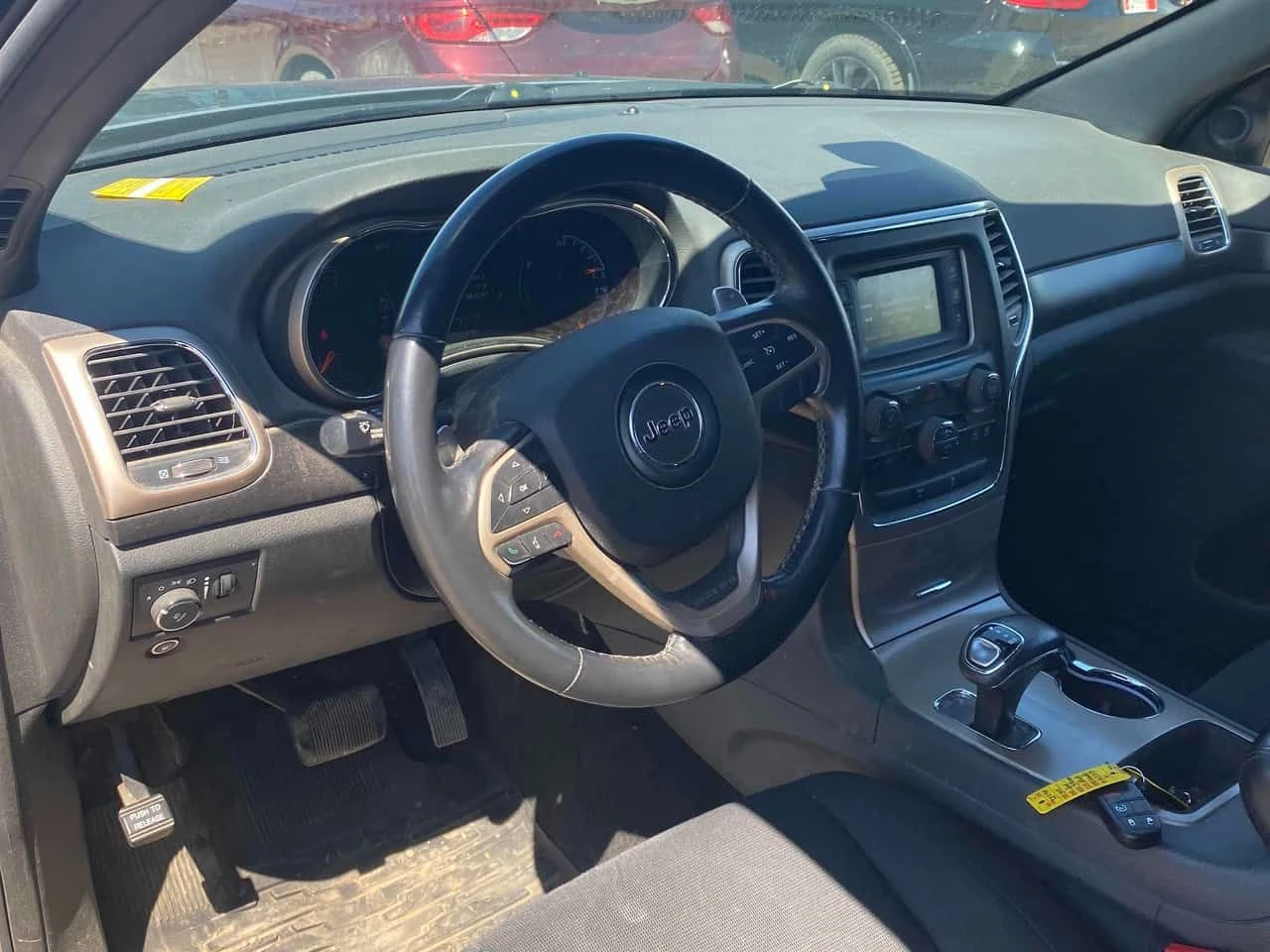 Jeep Grand cherokee * Laredo * АВТОКРЕДИТ* , снимка 10 - Автомобили и джипове - 54820330