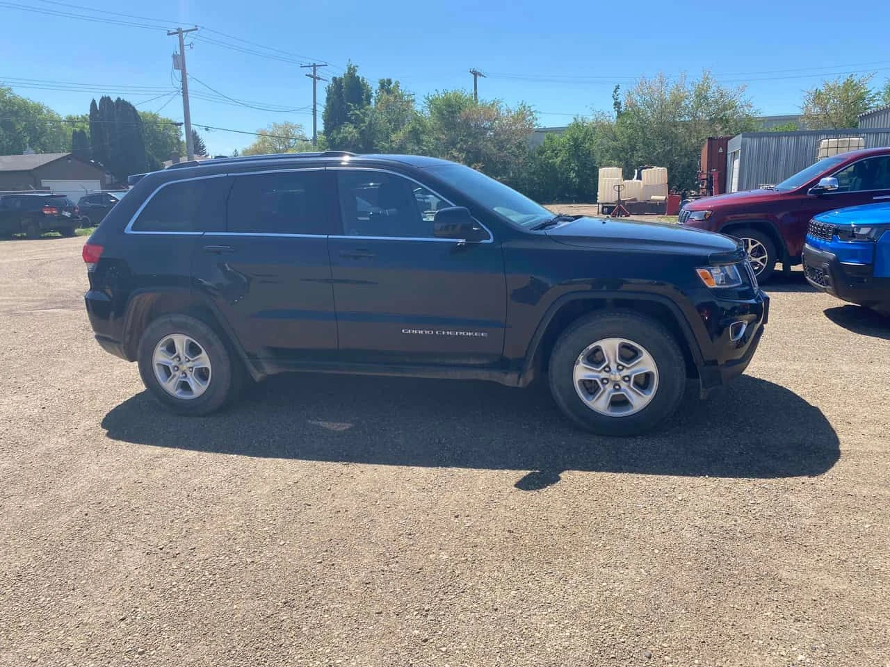 Jeep Grand cherokee * Laredo * АВТОКРЕДИТ* , снимка 3 - Автомобили и джипове - 54820330