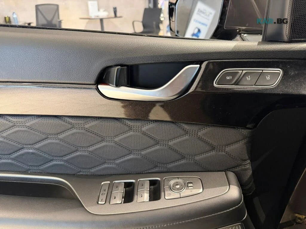 Hyundai Palisade ULTIMATE* 7-SEATER* DRIVE-ASSISTS* , снимка 14 - Автомобили и джипове - 54888041