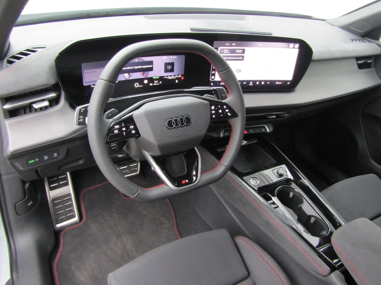 Audi Q3 Sportback 2.0TDI Гаранция/S line/ACC/Камера, снимка 3 - Автомобили и джипове - 54960590