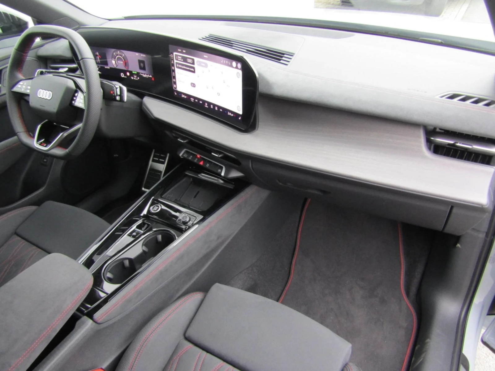Audi Q3 Sportback 2.0TDI Гаранция/S line/ACC/Камера, снимка 7 - Автомобили и джипове - 54960590