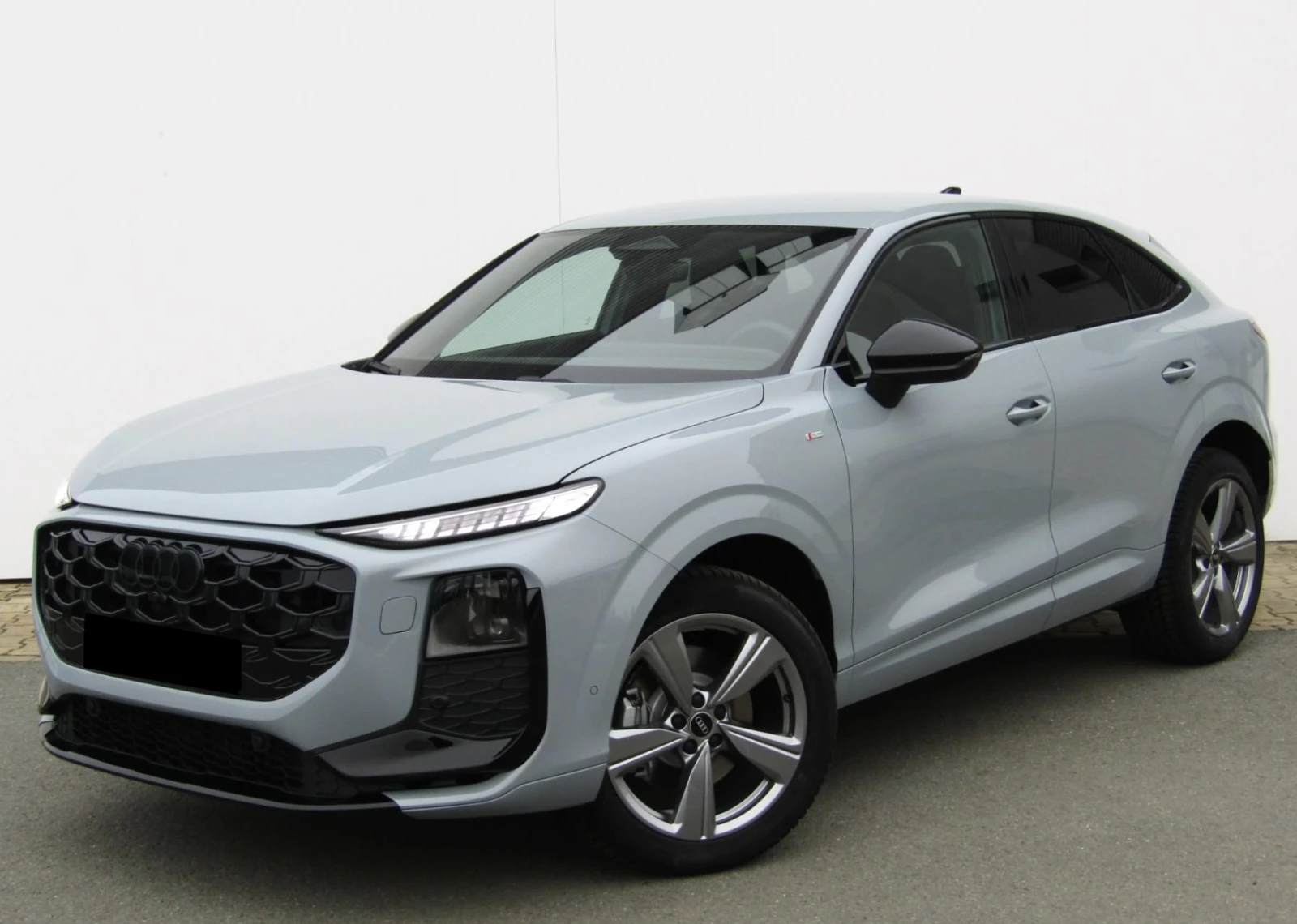 Audi Q3 Sportback 2.0TDI Гаранция/S line/ACC/Камера