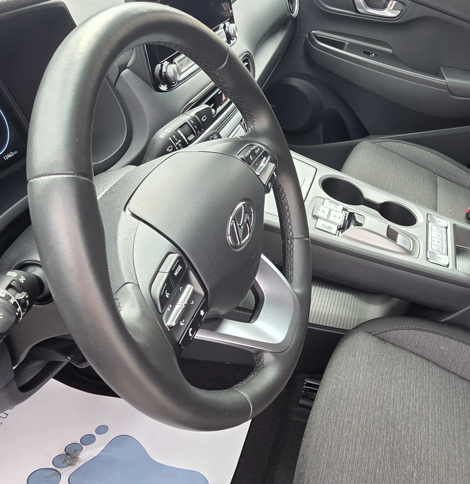 Hyundai Kona SOH100%/12.2023/СЕРВИЗНА КНИЖКА, снимка 8 - Автомобили и джипове - 55182384