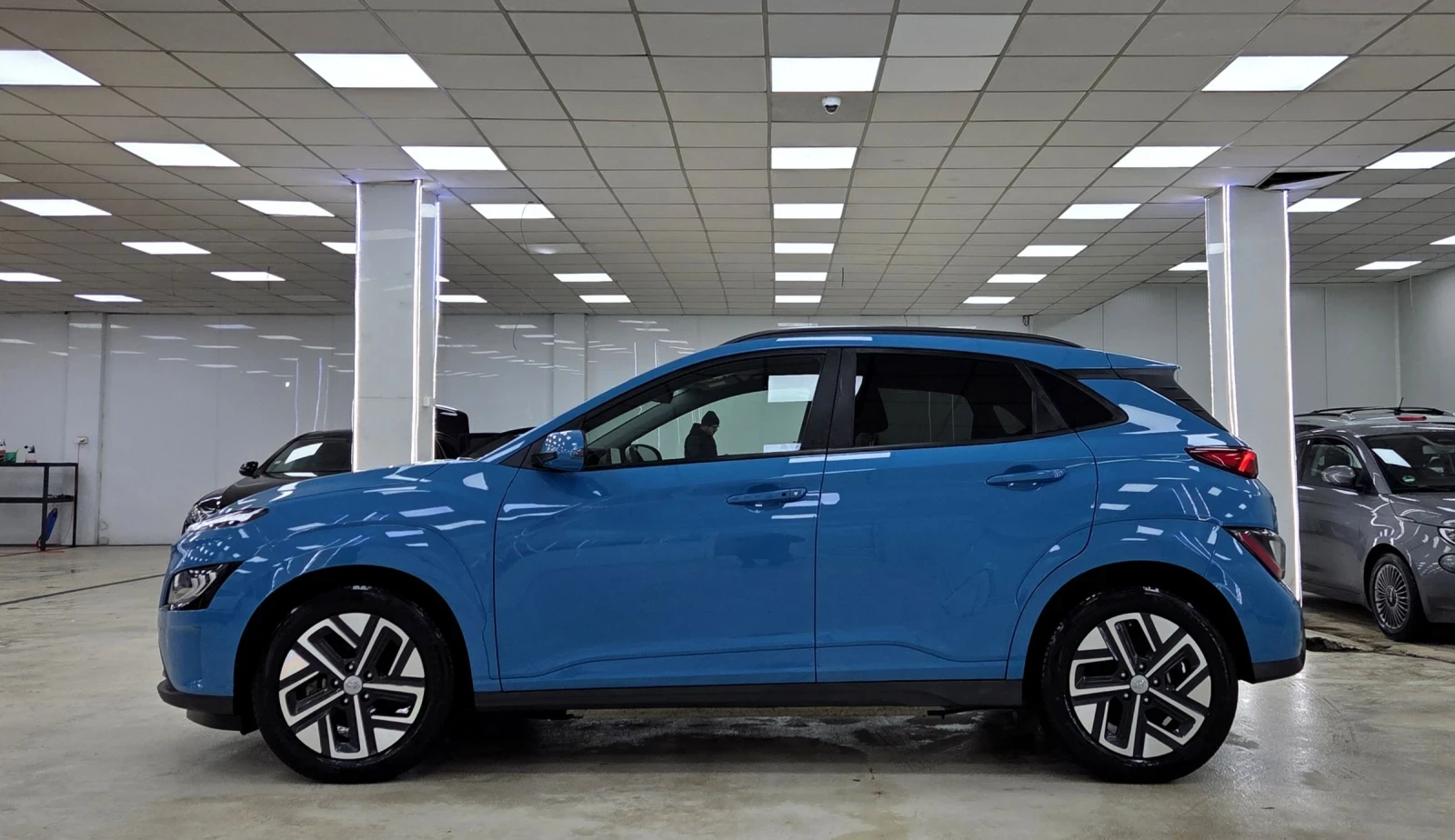 Hyundai Kona SOH100%/2024/СЕРВИЗНА КНИЖКА, снимка 5 - Автомобили и джипове - 55182384