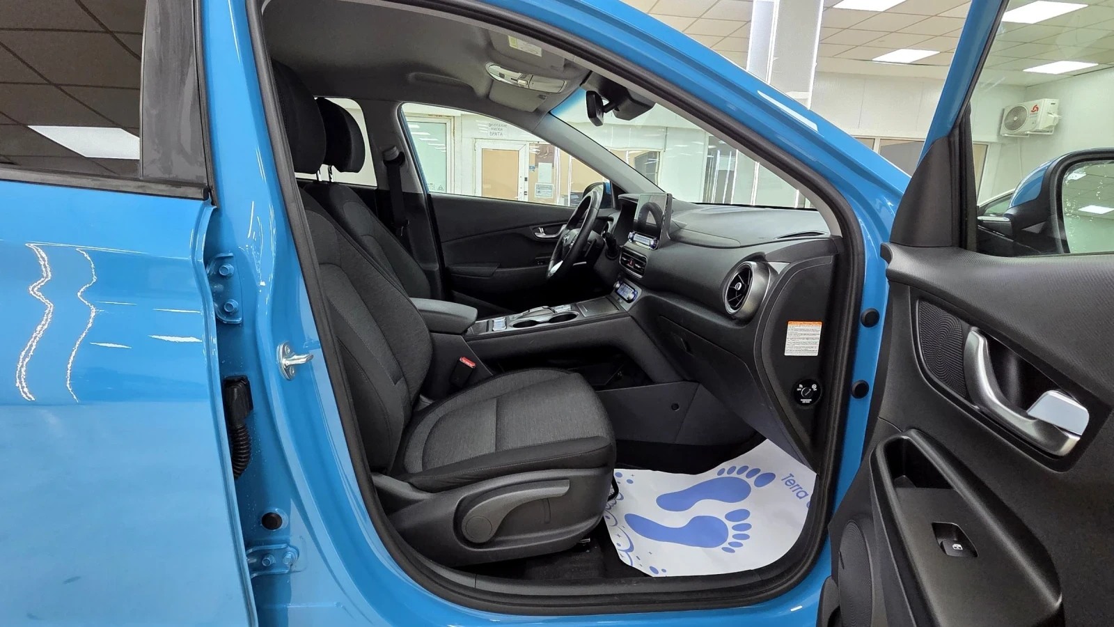 Hyundai Kona SOH100%/2024/СЕРВИЗНА КНИЖКА, снимка 11 - Автомобили и джипове - 55182384