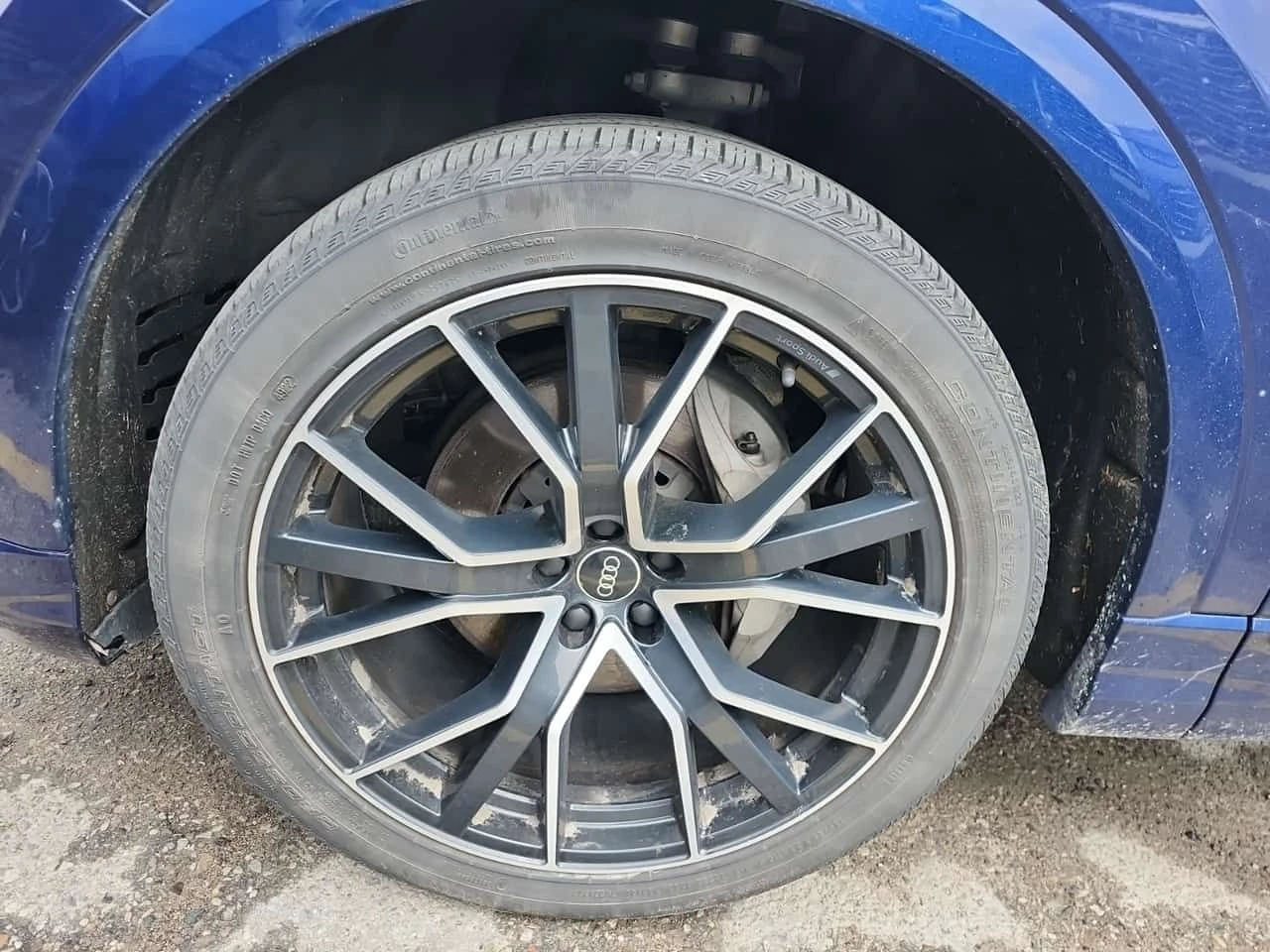 Audi Q8 * CARFAX * ОБДУХВАНЕ * ПАНОРАМА * 2 КЛЮЧА * , снимка 6 - Автомобили и джипове - 55206878