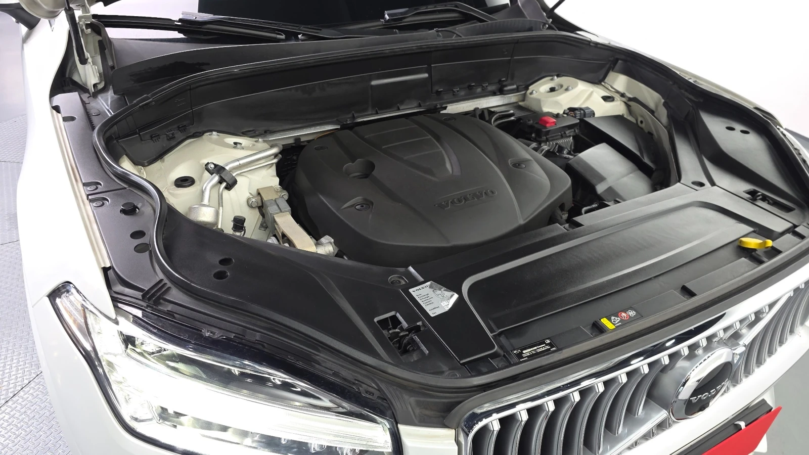Volvo Xc90 2.0 D5 Twin Turbo, снимка 5 - Автомобили и джипове - 55405901