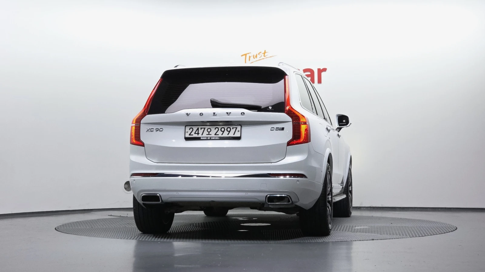 Volvo Xc90 2.0 D5 Twin Turbo, снимка 4 - Автомобили и джипове - 55405901