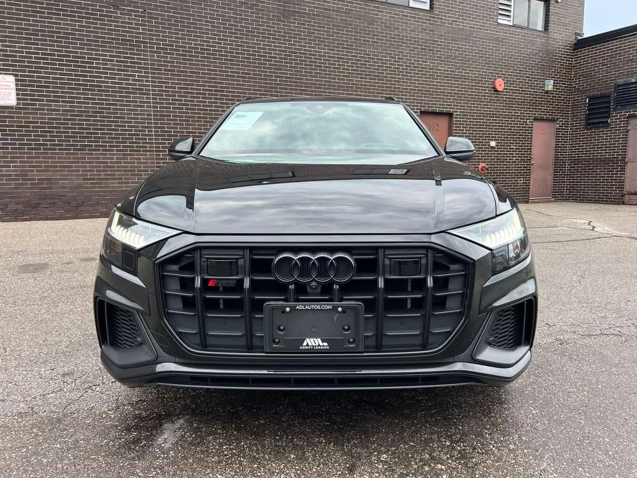 Audi SQ8 * 4.0 TFSI quattro * CARFAX * ОПЦИЯ ЗА ФИНАНСИРАНЕ, снимка 15 - Автомобили и джипове - 55689783