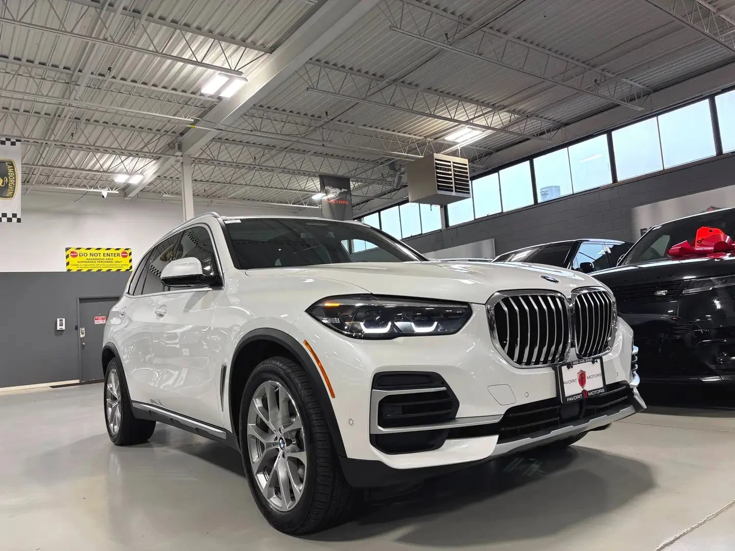 BMW X5 xDrive40i Premium pkgЦена до България & АвтоКредит, снимка 2 - Автомобили и джипове - 56145732